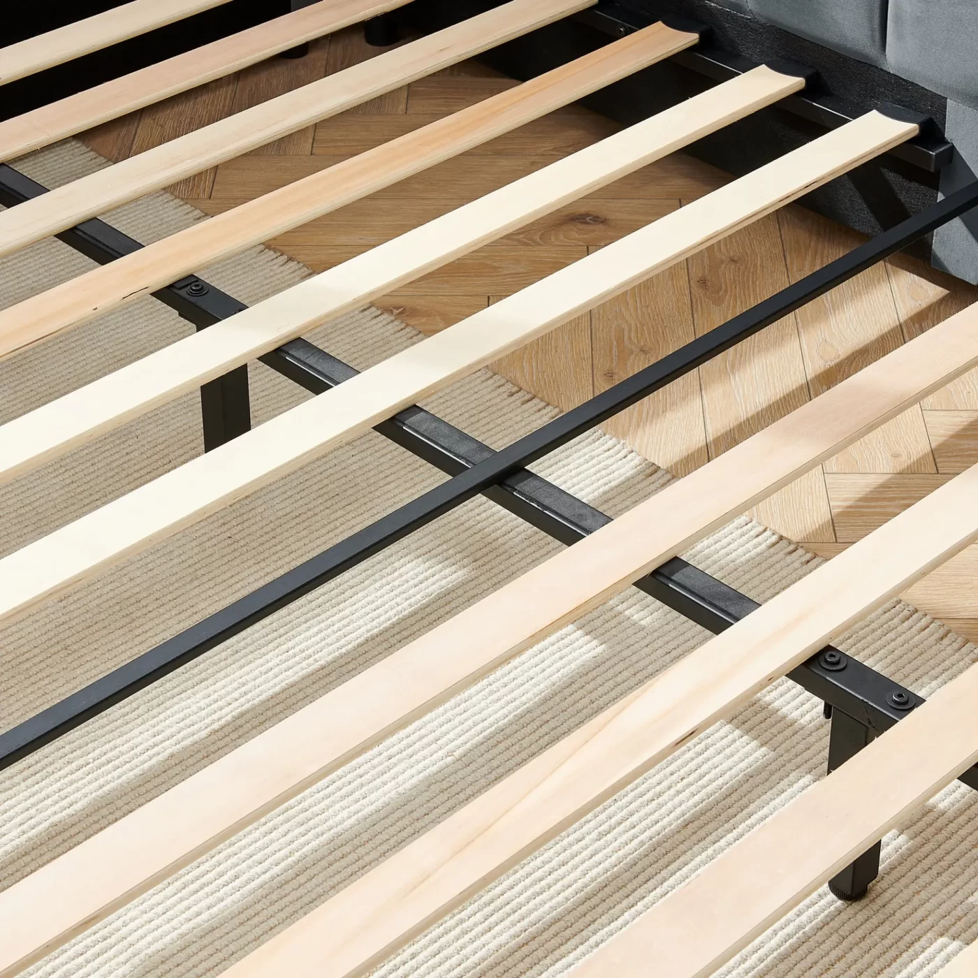 Full Size Upholstered Tufted Bed Frame, Sofa Bed Frame with Comfortable Backrest and Armrests, Full Size Bed for Bedroom, Living Room,Velvet-Gray(81''*60''*29.5'')