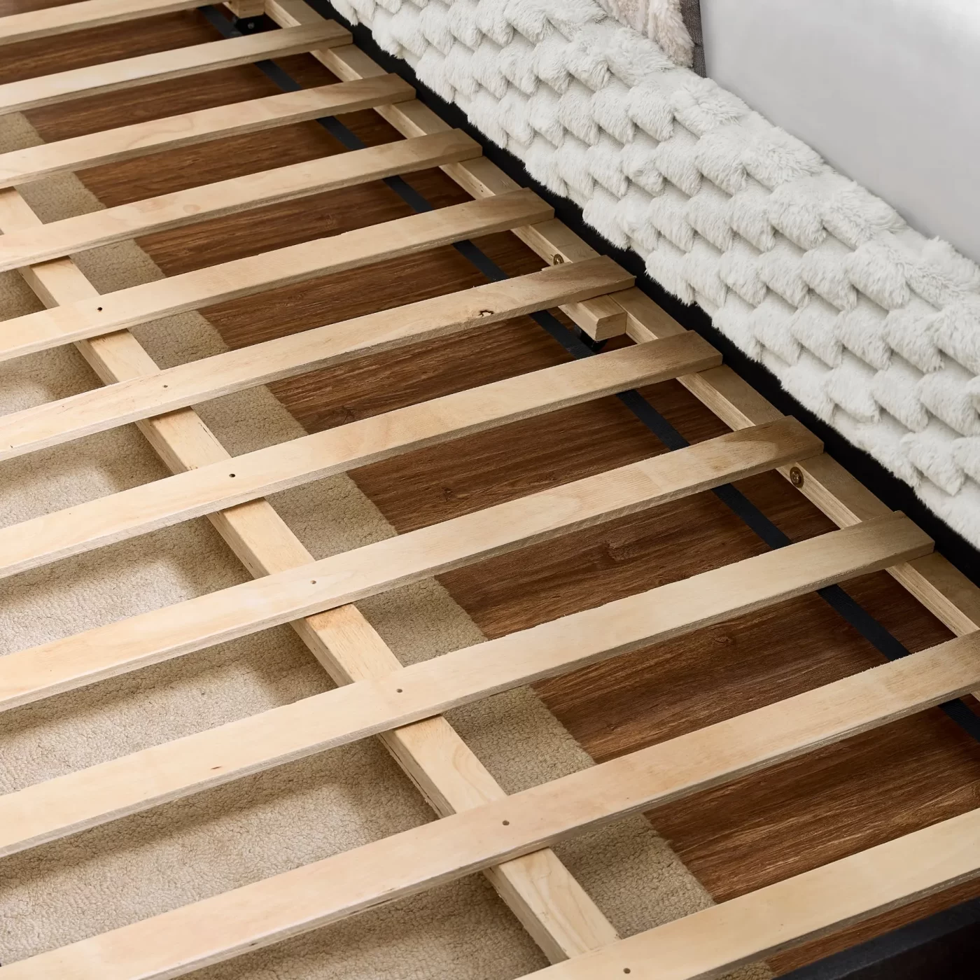 Twin Size Daybed, Upholstered sofa bed,The bottom pulls out to form a bed ,Plaid corduroy fabric- beige(86'*43.5'*34')