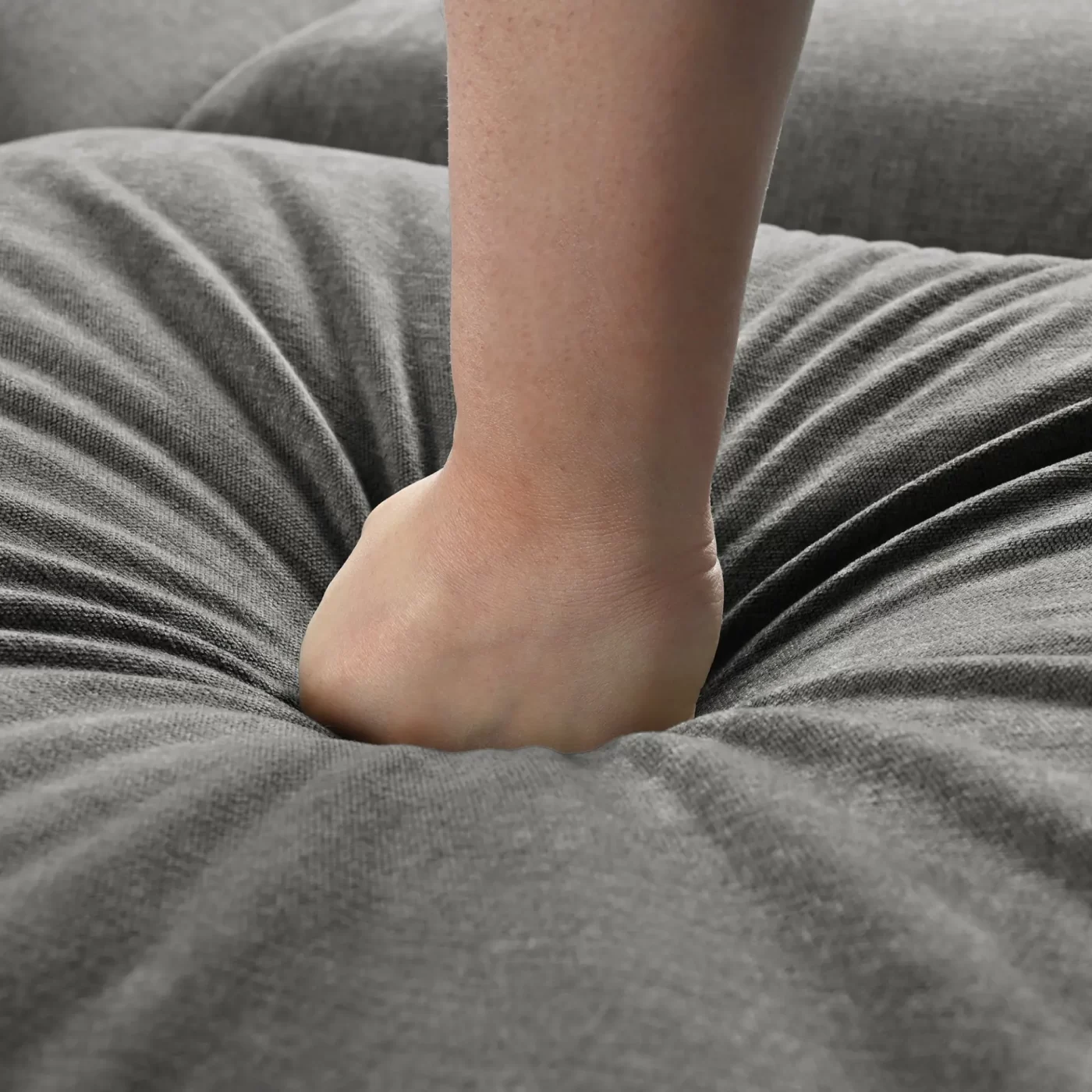 U-shaped Freely Transformable Modular Corner Sofa with Two Ottomans, Suitable for Living Rooms, Studies, Home Theaters, and More.