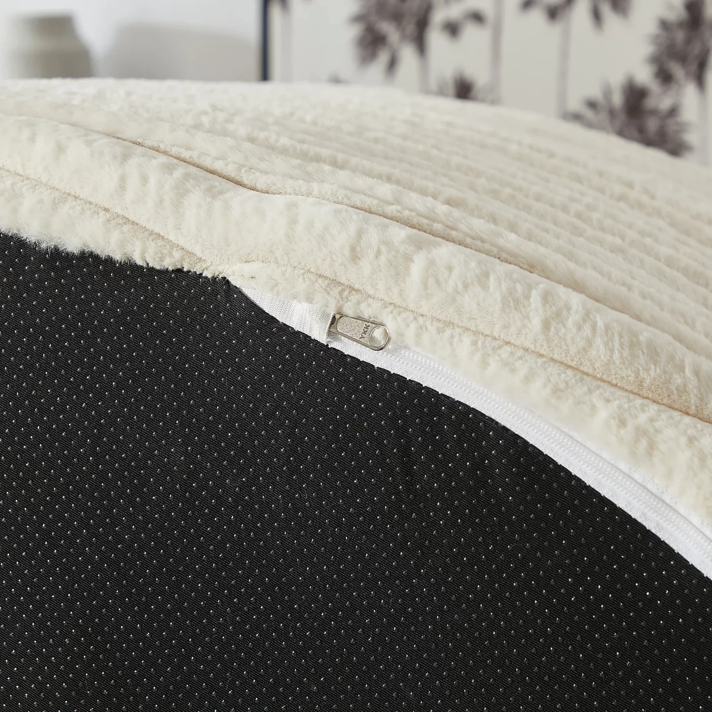 55''L Corduroy Sponge single sofa,No Assembly Required,Fluffy Modern Sleeper Chair for Living room, Bedroom, Lounge and Projection Room(Not a swivel chair.)